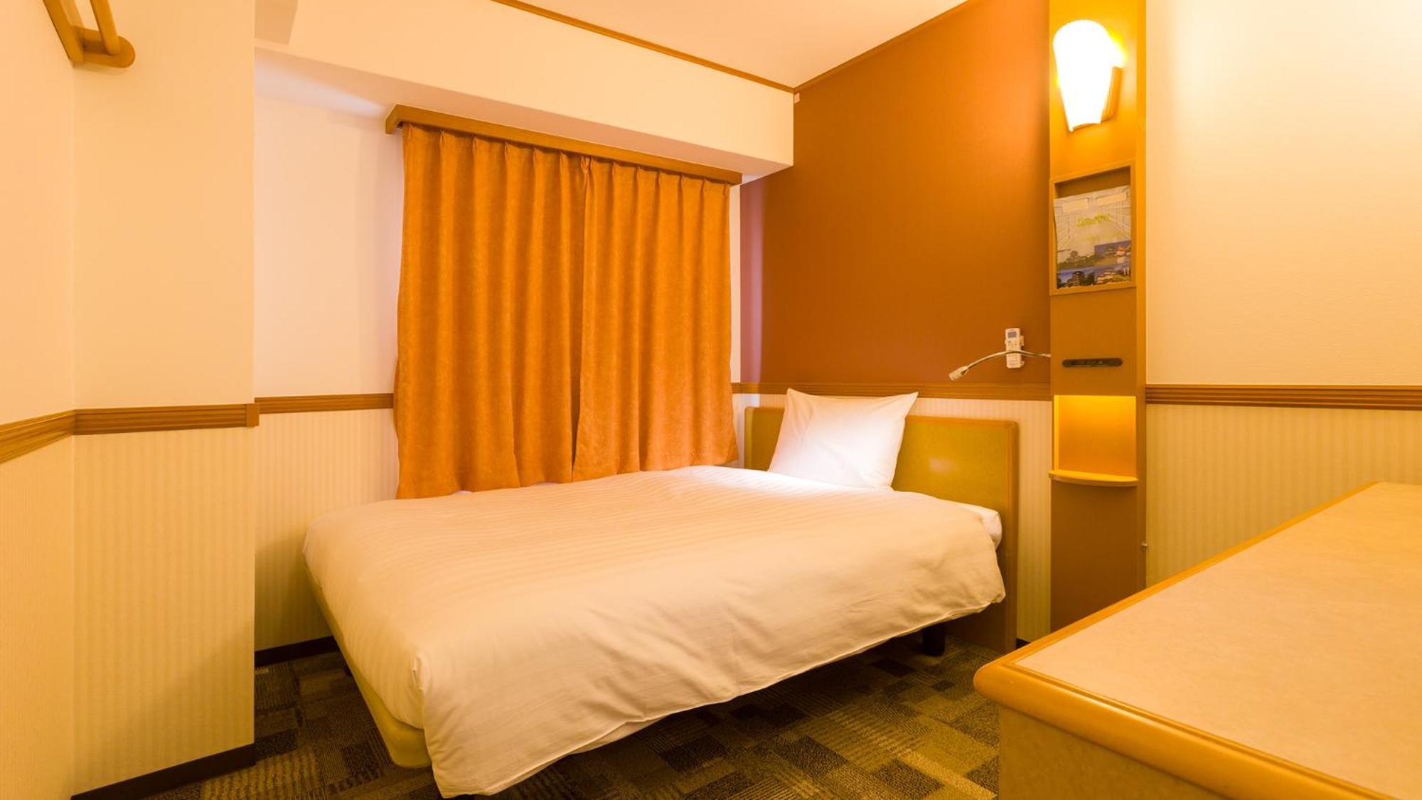 Toyoko Inn Takasaki Eki Nishi Guchi No 1 Room photo