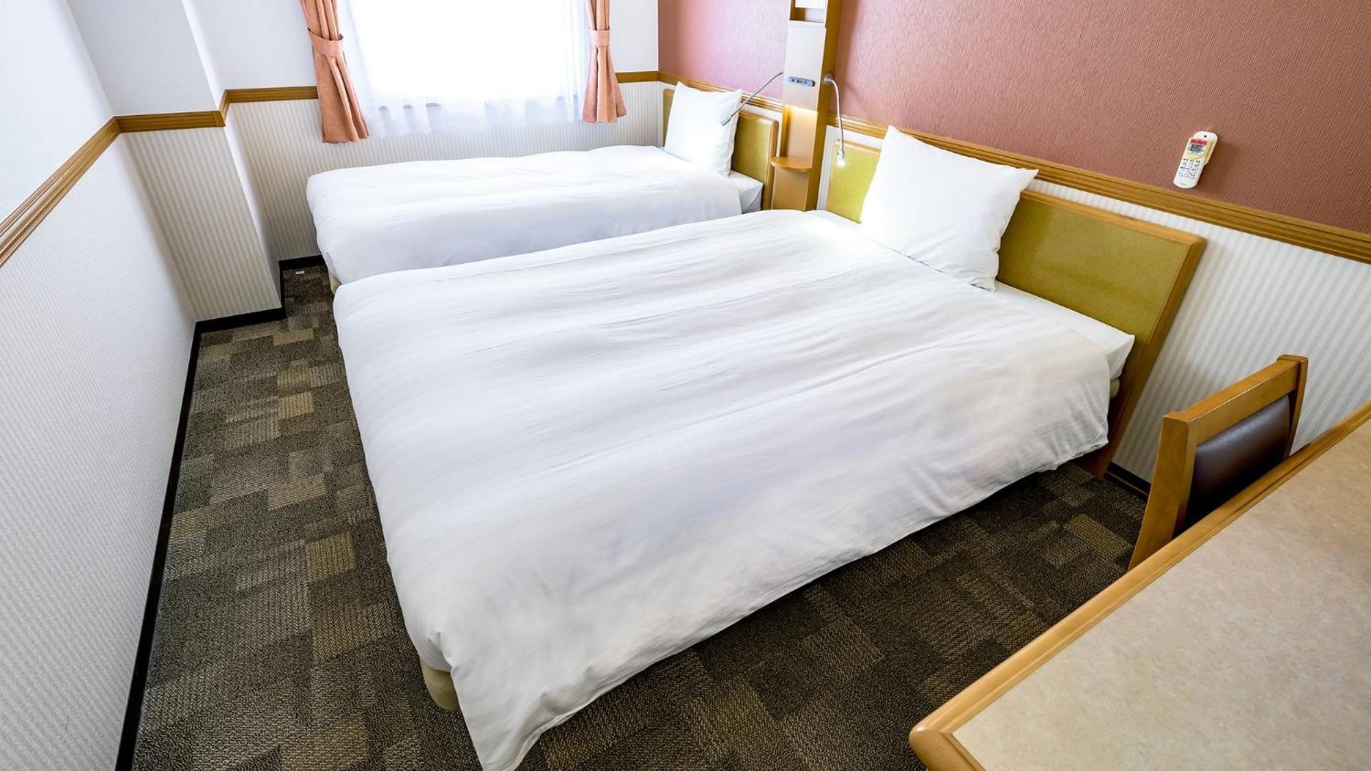 Toyoko Inn Takasaki Eki Nishi Guchi No 1 Room photo